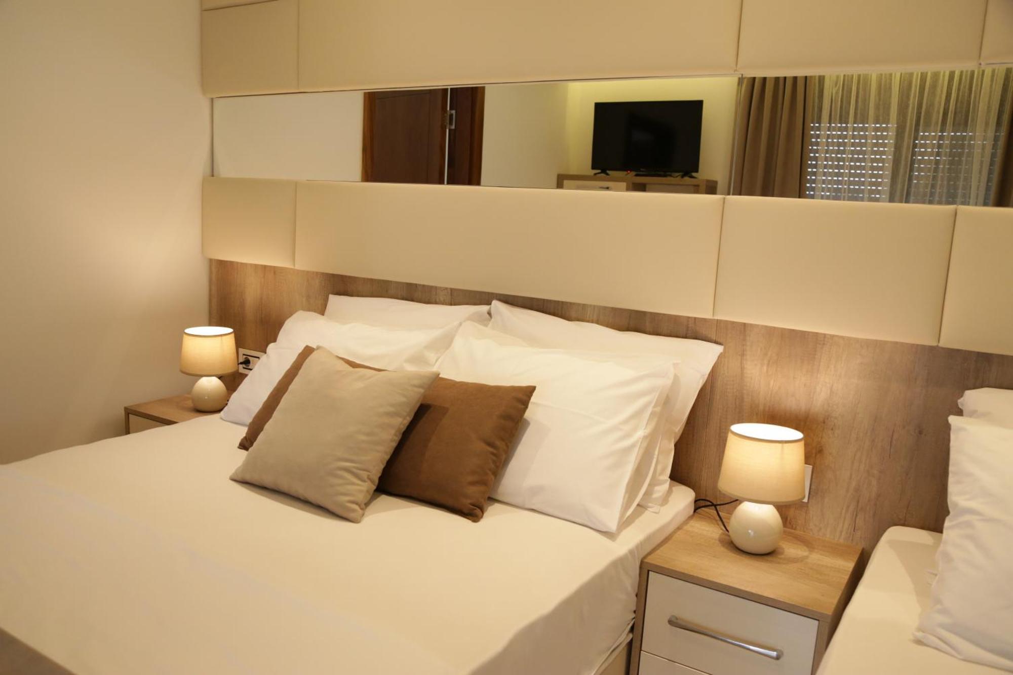 Hotel Comfort & Villas Donji Stoj Exterior foto